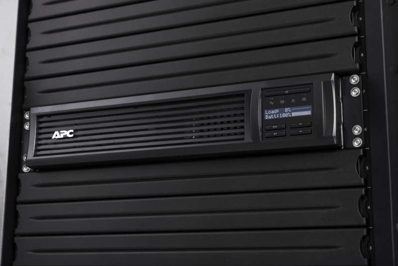APC SMT750RMI2UC Smart-UPS LCD 750VA UPS