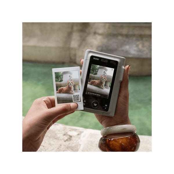 Fujifilm Instax Mini LiPlay + Sand Beige